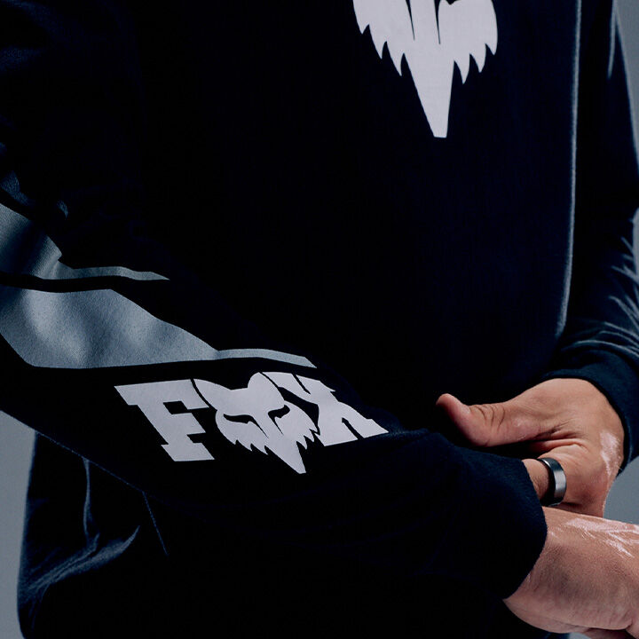 T-shirts & Tops